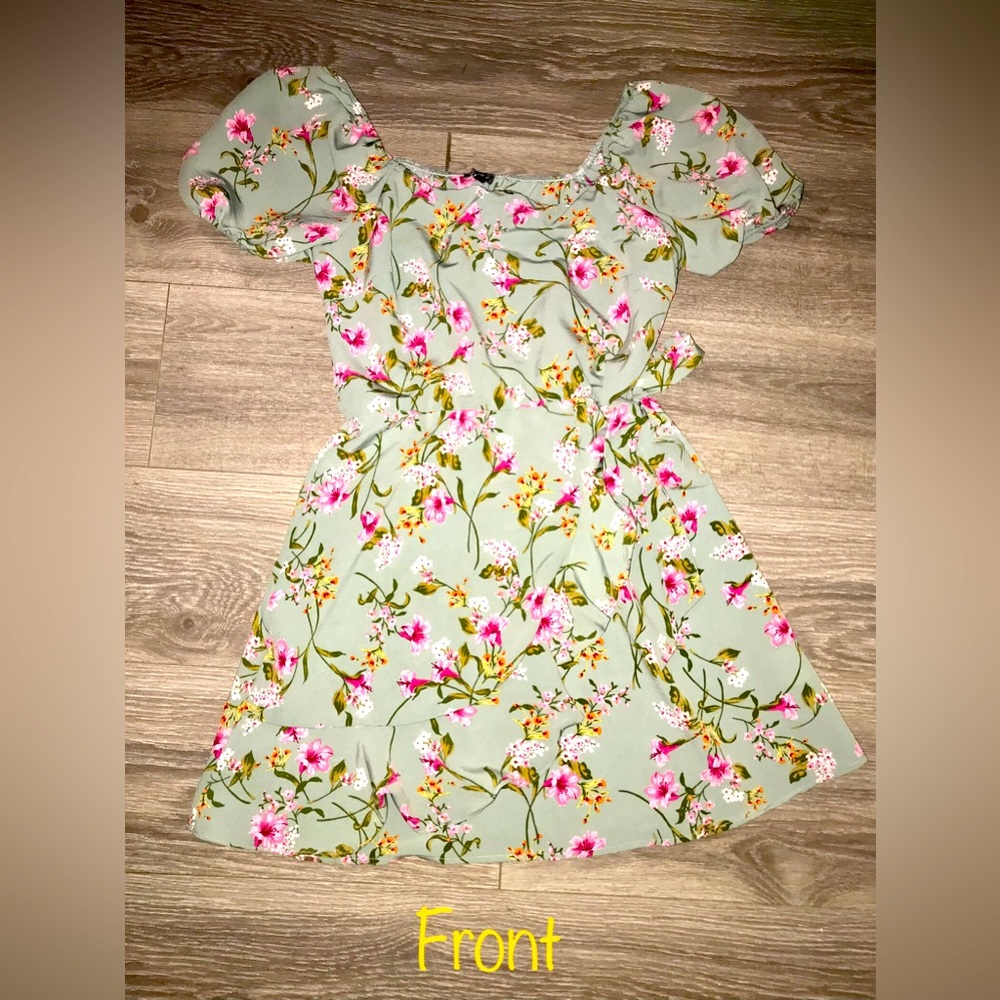 NWOT Lily Rose Mini Dress